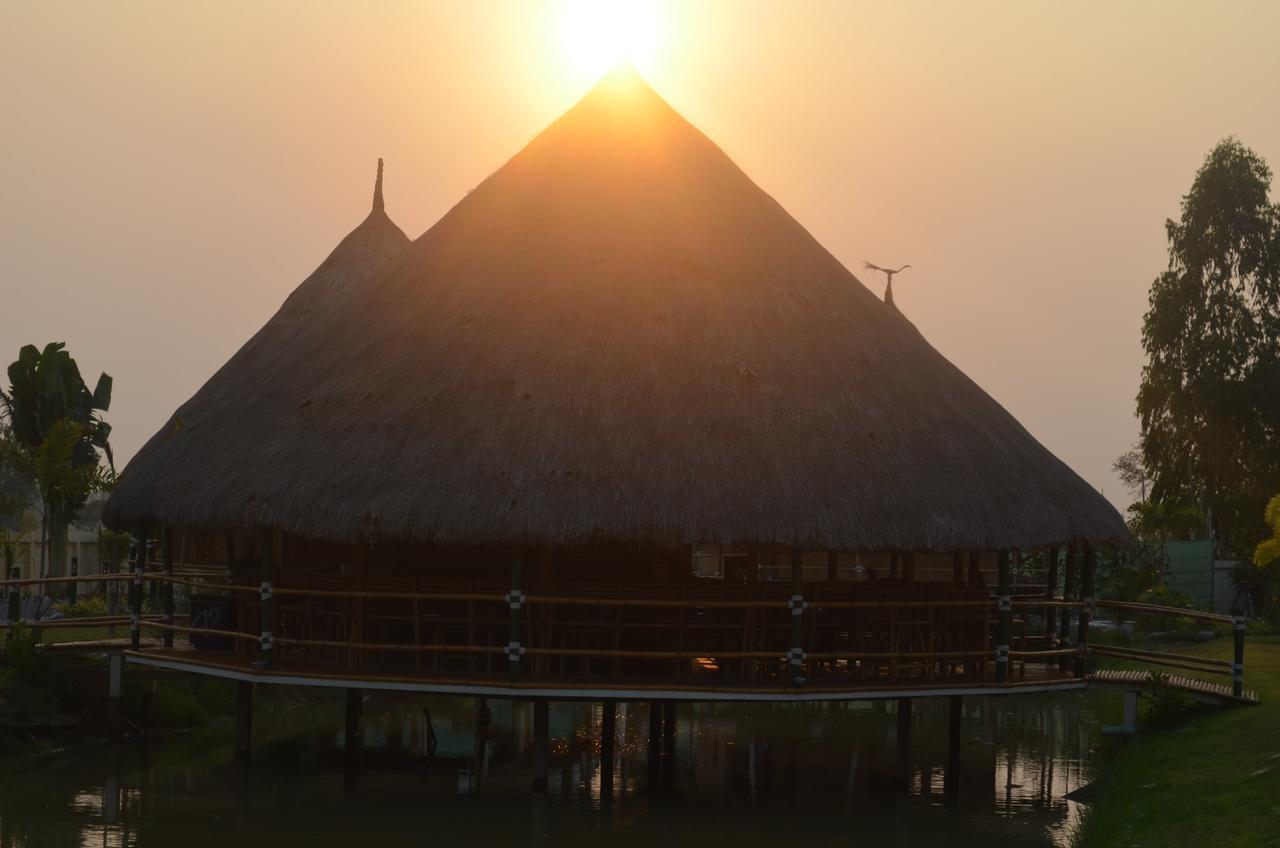 The Orchid Resort & Relax Maha Sarakham Dış mekan fotoğraf